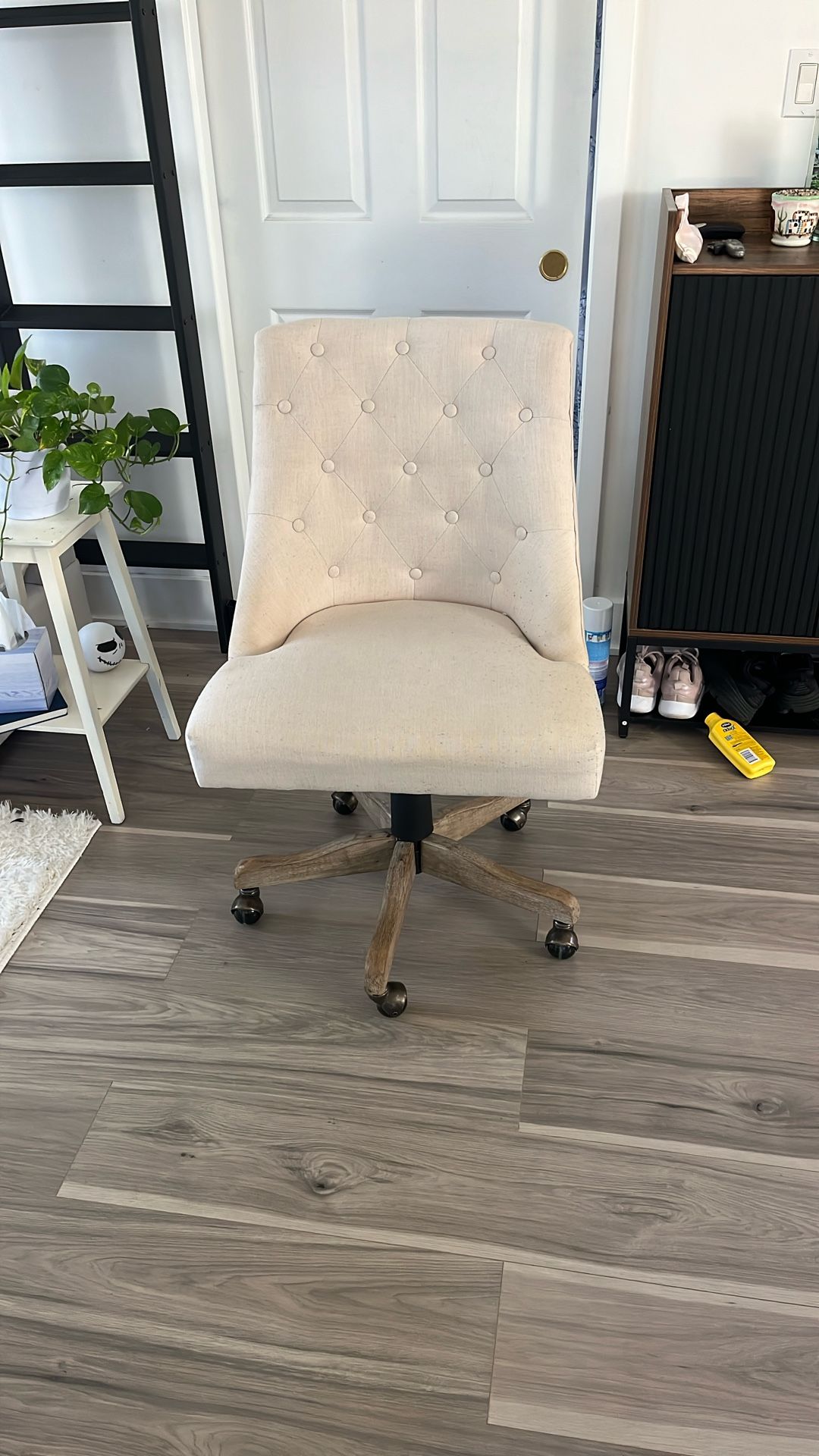 Swivel Beige Office chair