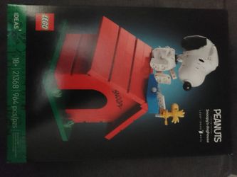 LEGO Ideas Peanuts Snoopy's Doghouse Set 21368