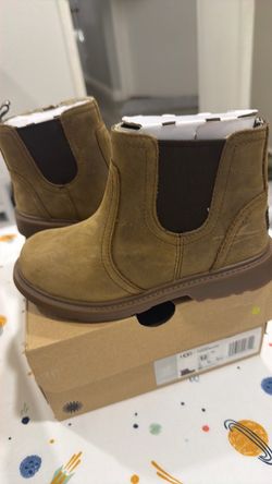 Toddler- UGG boots