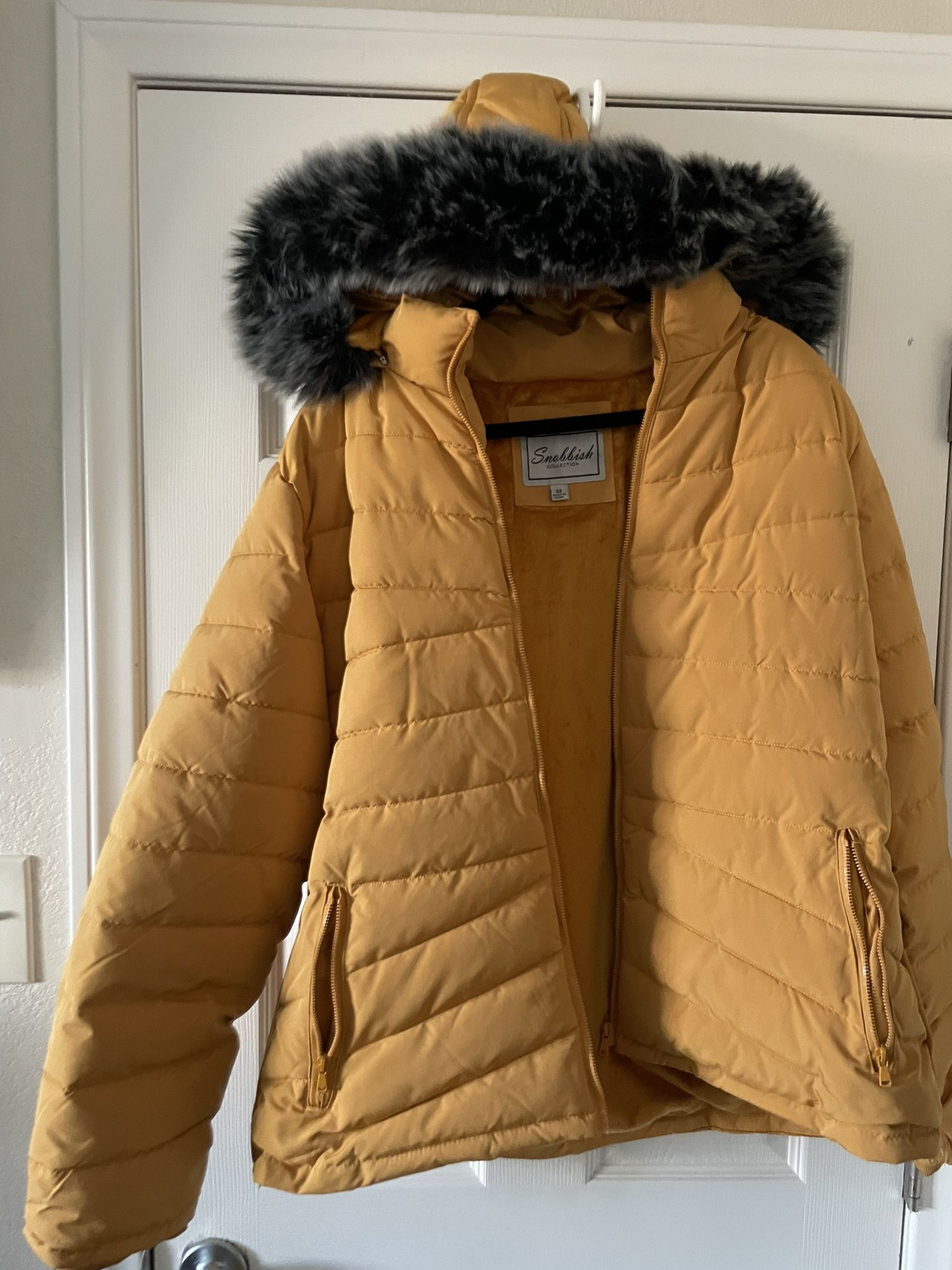 Women’s Plus Size 3X Mustard Yellow Puffer Jacket Detachable Faux Fur Hood
