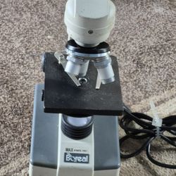 Boreal 20 Watts Type T Microscope