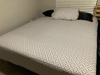 Queen mattress