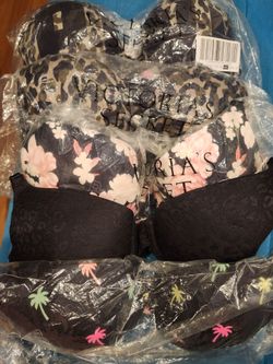 New withTags Victoria's Secret Pink Push-ups Bra 36C