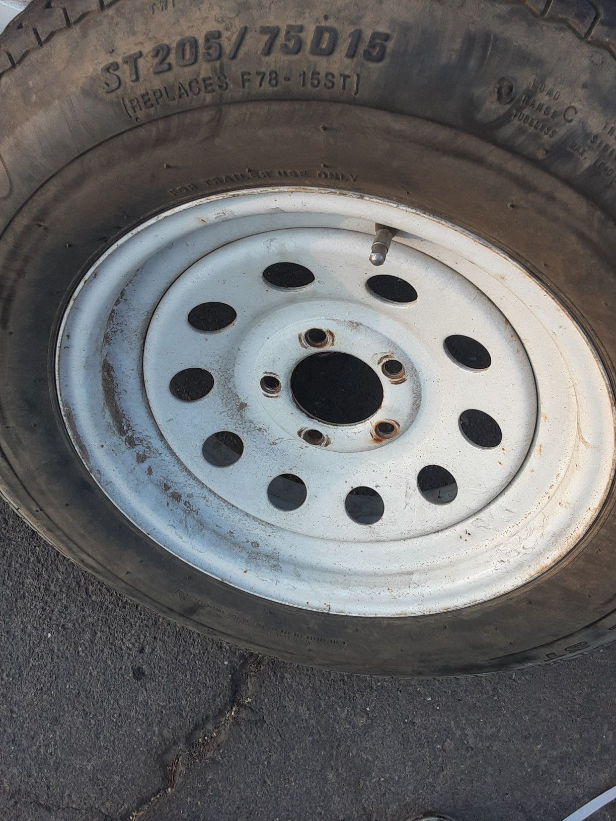 13 inch trailer tire