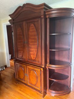 Tv entertainment center/ bookcase