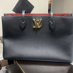 Louis Vuitton - Lockme Handbag Auction