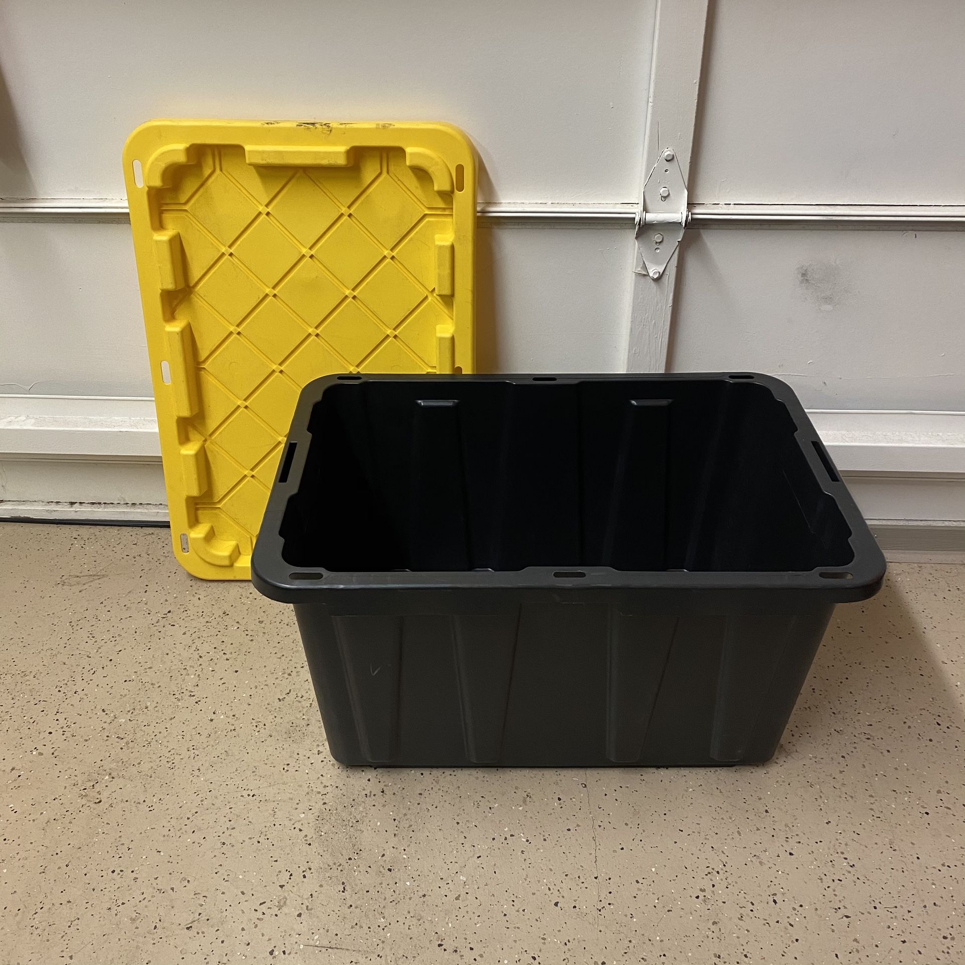 Tough Box 27-Gallon Storage Tote with Lid- 31inL x 21inW x 14.55inH 27GBLKYW