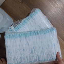 Pampers Pullups 