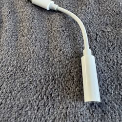 Headphones Adapter, 3.5 mm Headphone/Earphone Jack Audio Aux Adapter Dongle Compatible with iPhone 14 13 12 11 Pro XR XS Max X 8 7 6s Plus