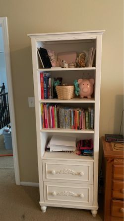 Book shelf