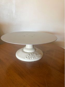 Vintage Rotating Cake Plate