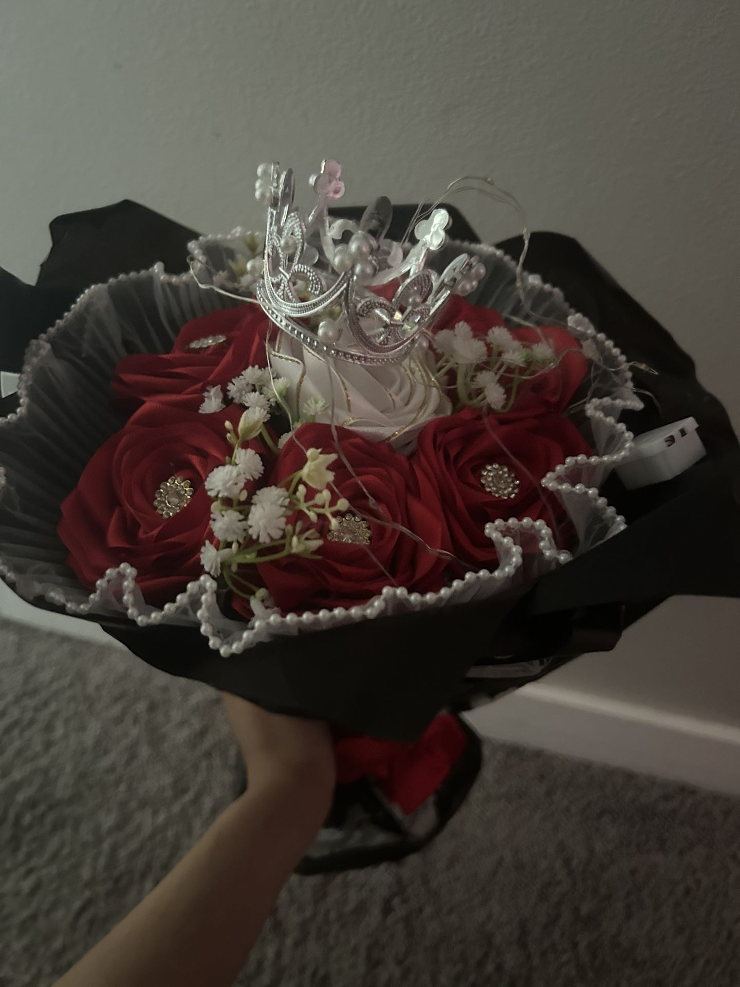 Roses Bouquet Gift
