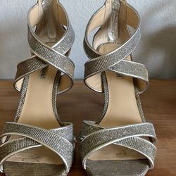 Size 8 Sparkly High Heel Shoes