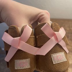 Brand New Baby Girl Uggs Size 0/1