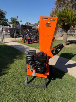 YARDMAX Chipper Shredder YW7565 3" Diameter, Briggs & Stratton, CR950, 6.5HP, 208cc