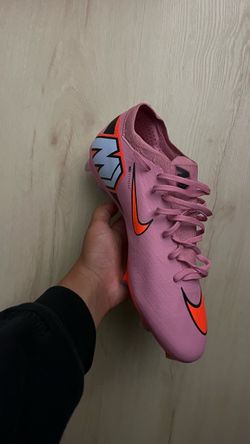 Nike vapor FG pro size 9 soccer cleats
