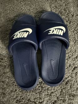 Nike Men's Size 7 Victori One Slides Navy/White
