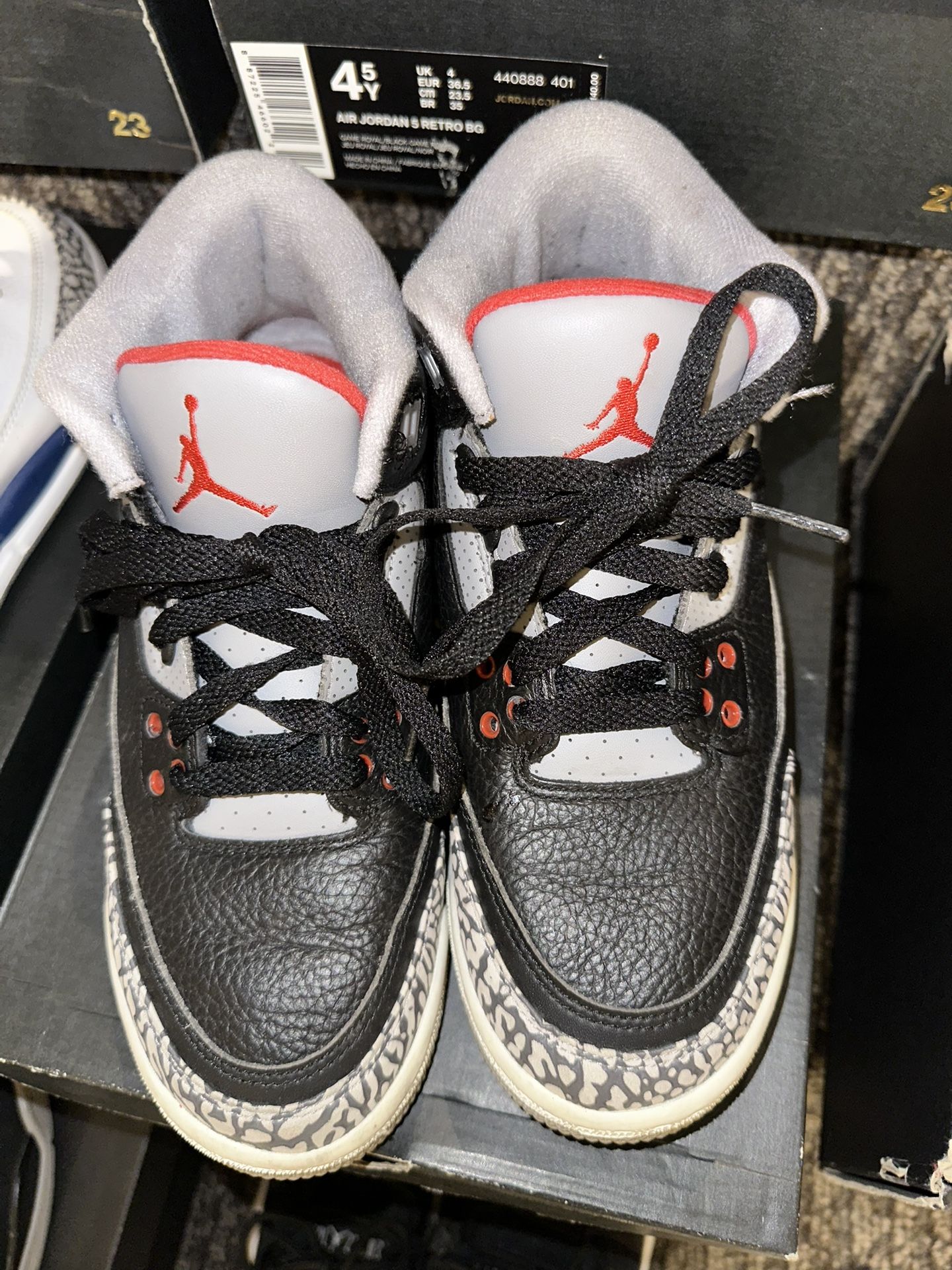 Air Jordan Retro 3s OG