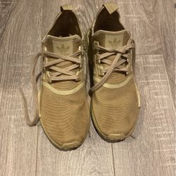Tan Adidas MND Size 11