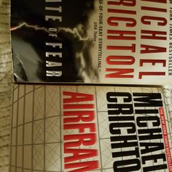 2 Michael Crichton Paperbacks
