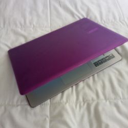 Acer Google Chrome 14 14" Laptop Like New With Charger.   