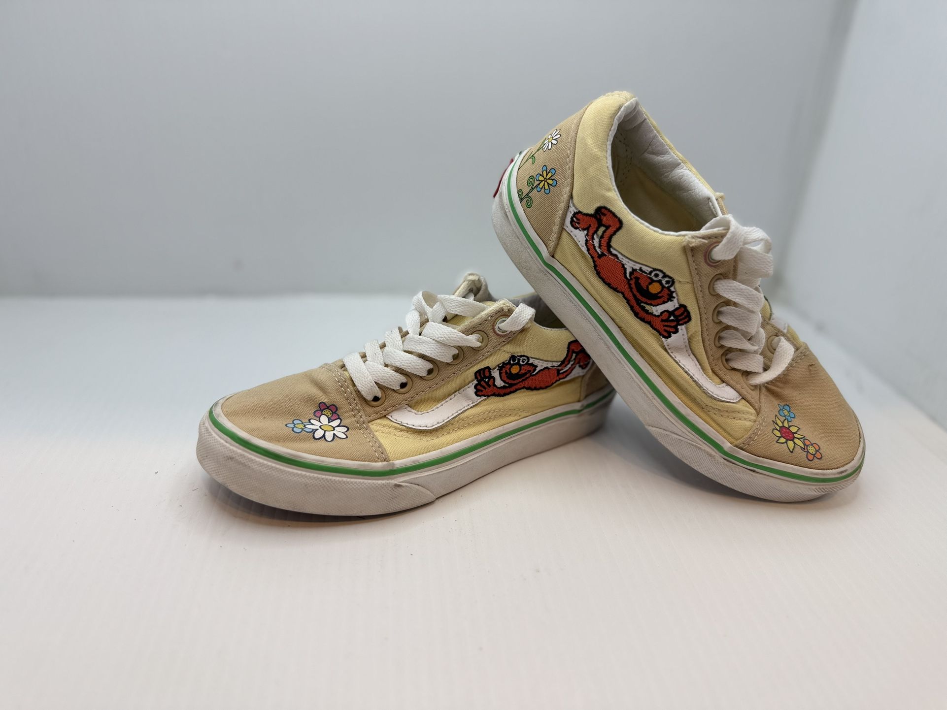 Vans x Sesame Street Old Skool Skate Shoe Size 1.5 Kids