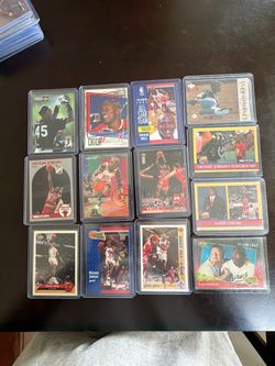 Michael Jordan Basketball Card Lot – 12 Cards