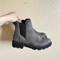Woman’s Boots