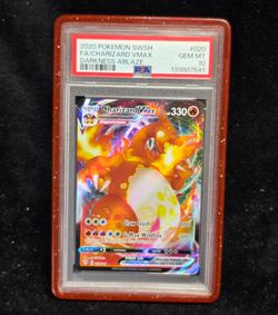Pokemon Darkness Ablaze: PSA 10 Charizard VMAX