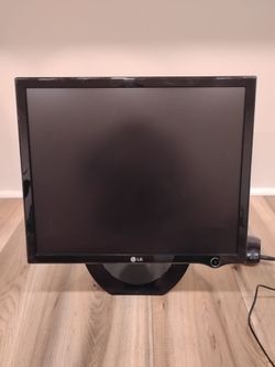 LG Flatron 1900E