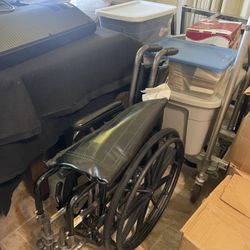 Drive Medical Wheelchair – Lightweight Folding Manual Chair (Great Condition)