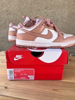 Nike Dunk Low. Size 5.