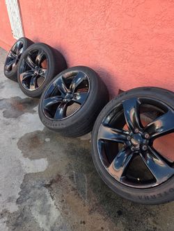 Srt8 rims