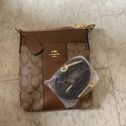 Restored Kitt Messenger Crossbody 