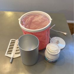 Traditional Ice Maker