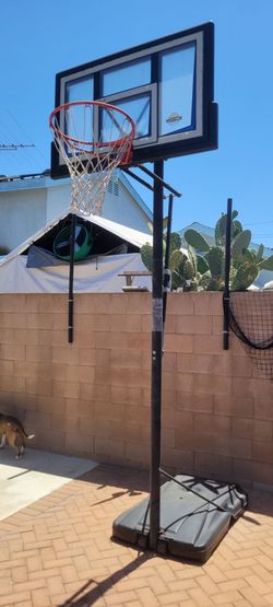 Adjustable baseball hoop