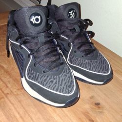 Nike KD16 Kevin Durant Size 10.5