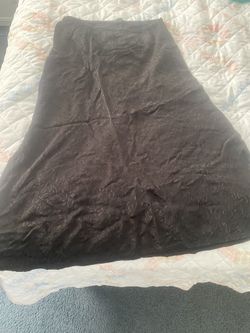 Black Skirt $1