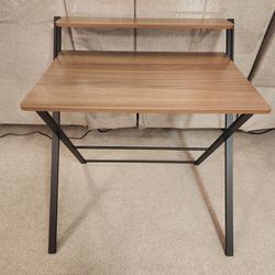 Metal and Wood Lightweight Folding Desk