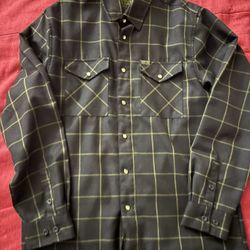Dixon flannel size medium