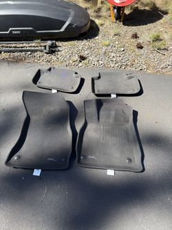 Black All Weather Floor Mats Audi Q5