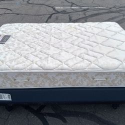 Full Size Mattress  And Box Spring 