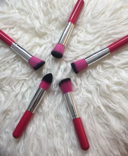 Brand New 10 set of Brushes