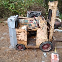 Super Rare Lift Truck/With 2folks