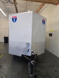 INTERSTATE V-NOSE ENCLOSED 6x12 TRAILER
