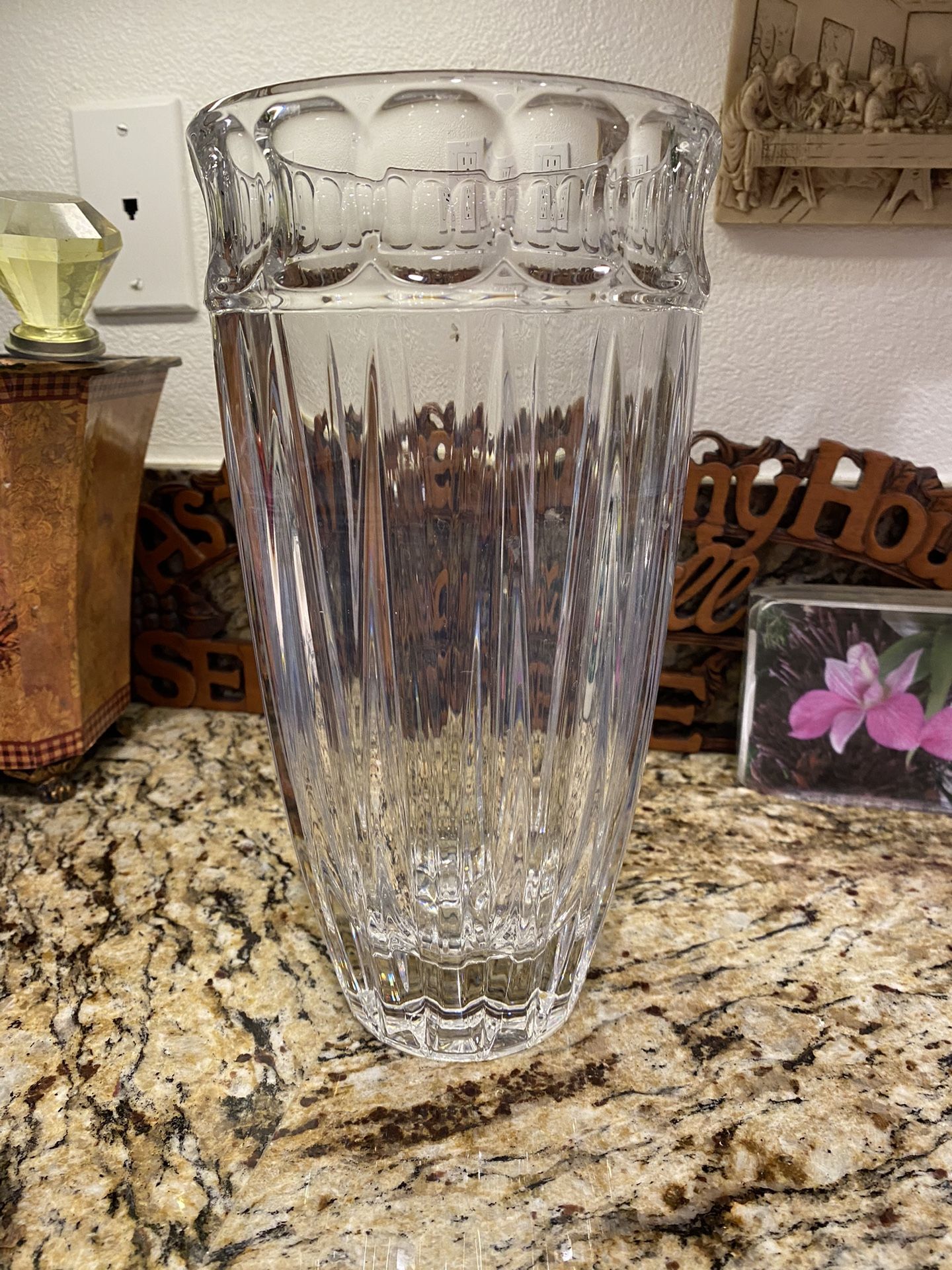 LENNOX WOODWARD FLOWER VASE