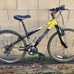 Trek 820 Mountain Bike 🚵 