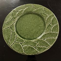 European Country Majolica Cabbage Leaf Platter Charger 13"