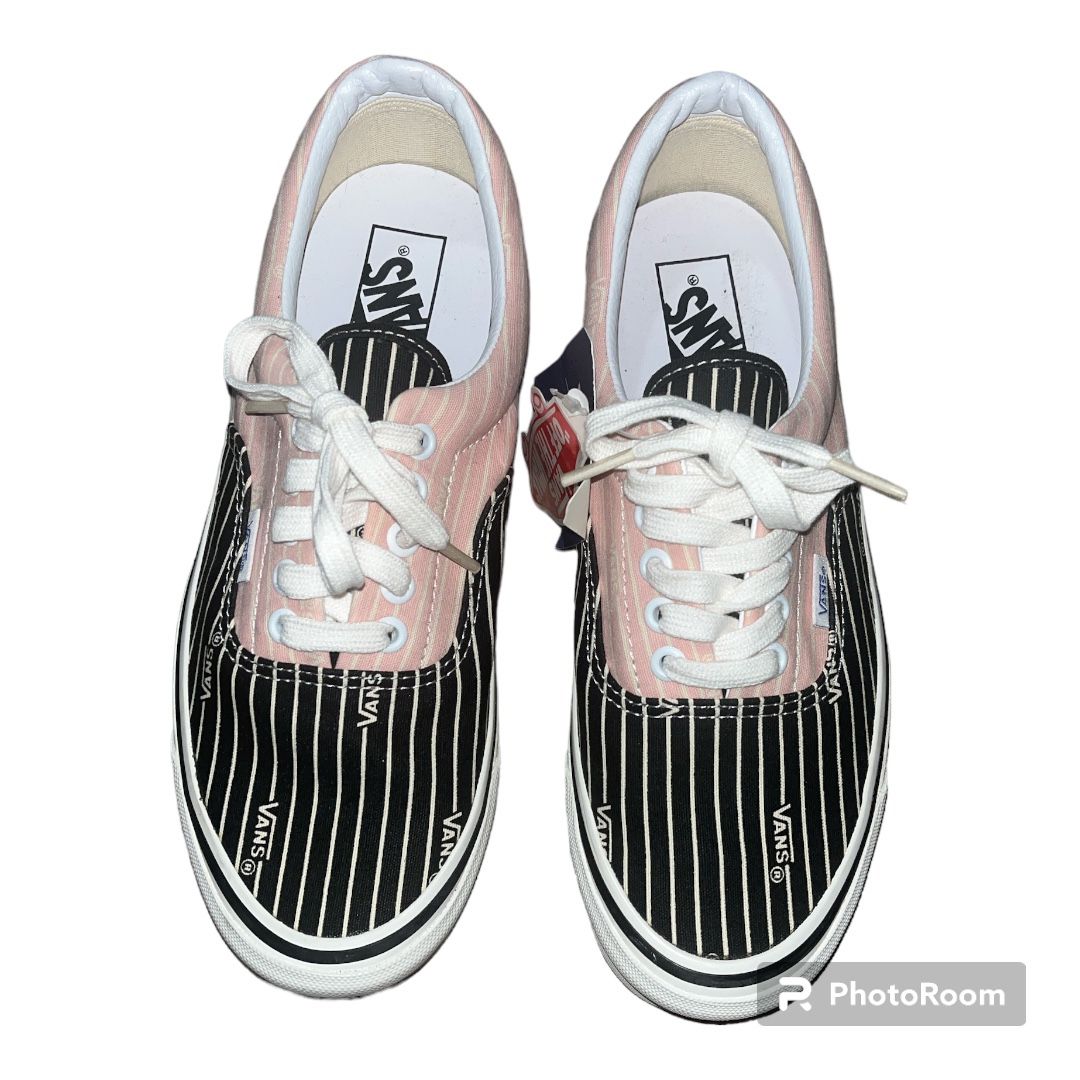 NWT ANAHEIM FACTORY ERA 95 DX SHOES- Og Stripes/Og Black/Og Pink Womens Size 9