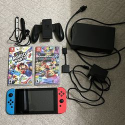 Nintendo Switch + 2 Games